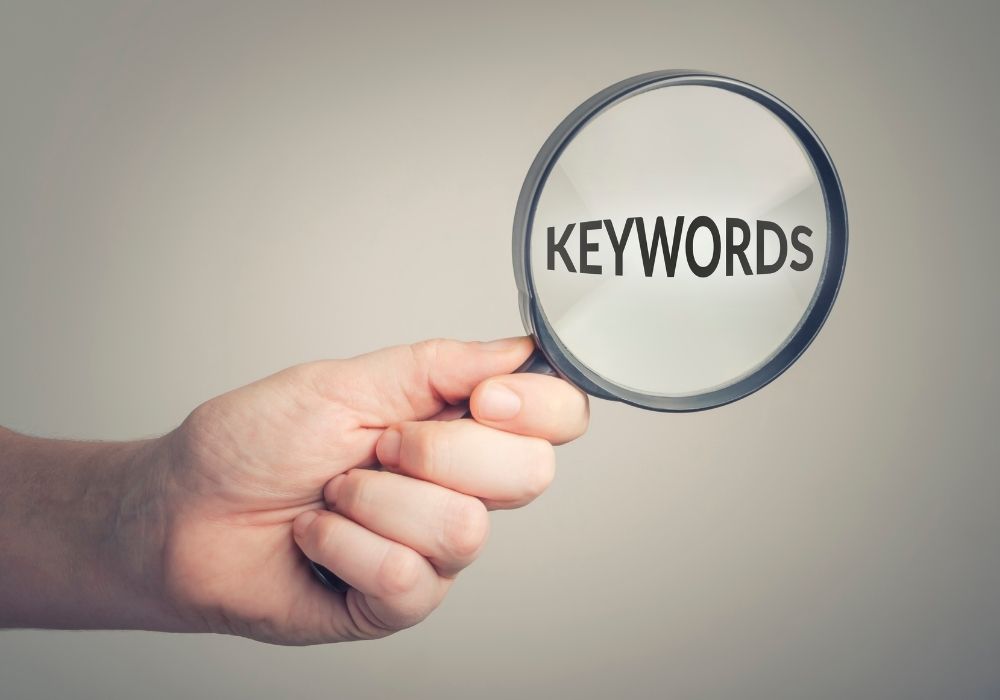 How to generate keywords for your website?