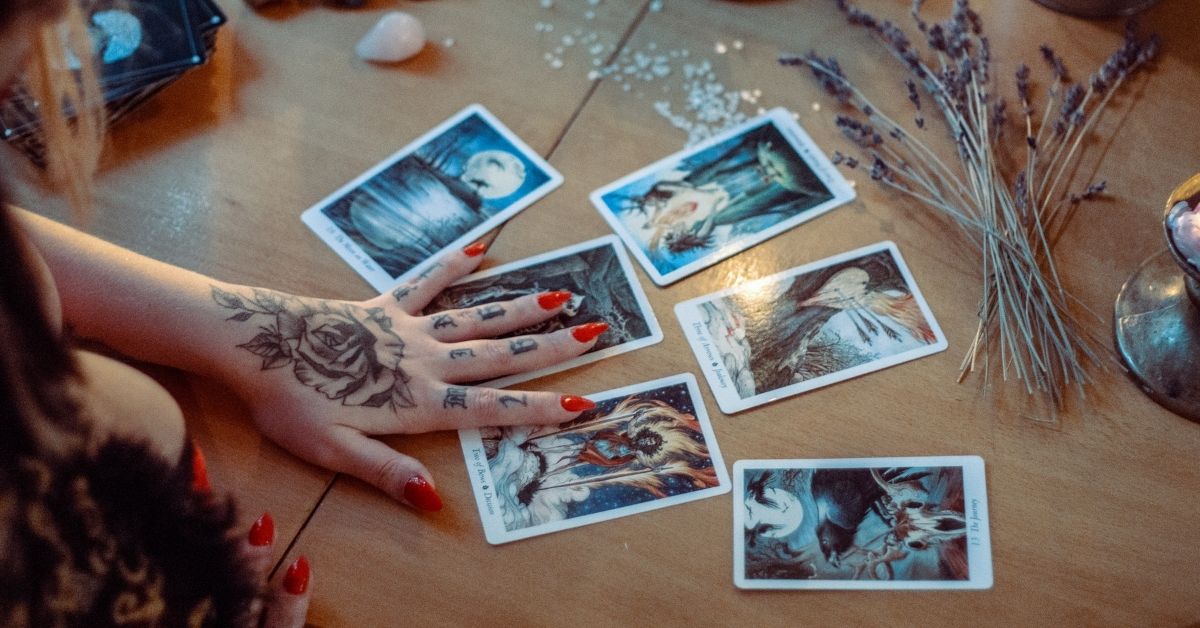 Predict Your Future with a Tarot Cards